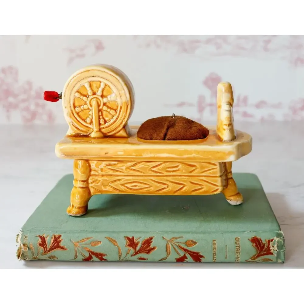 VTG Enesco Spinning Wheel Sewing Caddy Tape Measure Pincushion Farmhouse Cottage